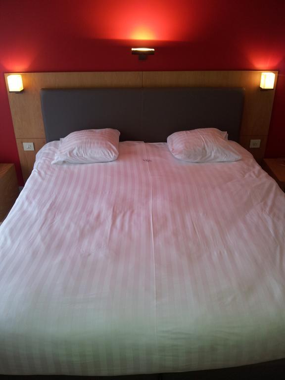 Hotel De Zalm Herentals Ruang foto